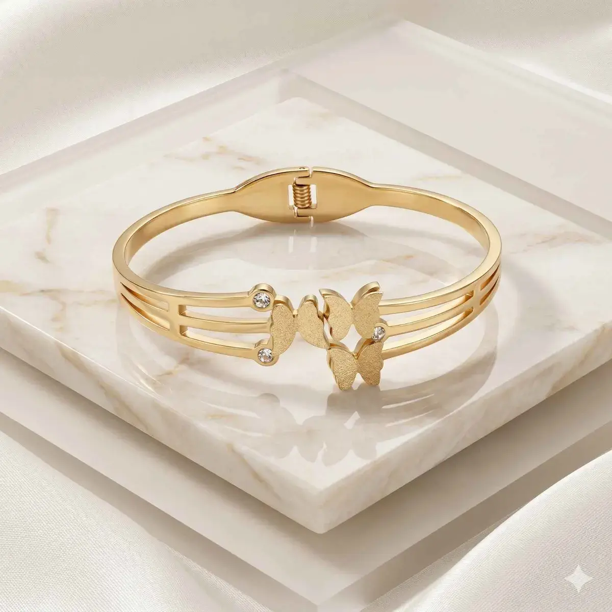 Trendy Desire Gold-Tone Butterfly & Leaf Designer Bracelet Combo