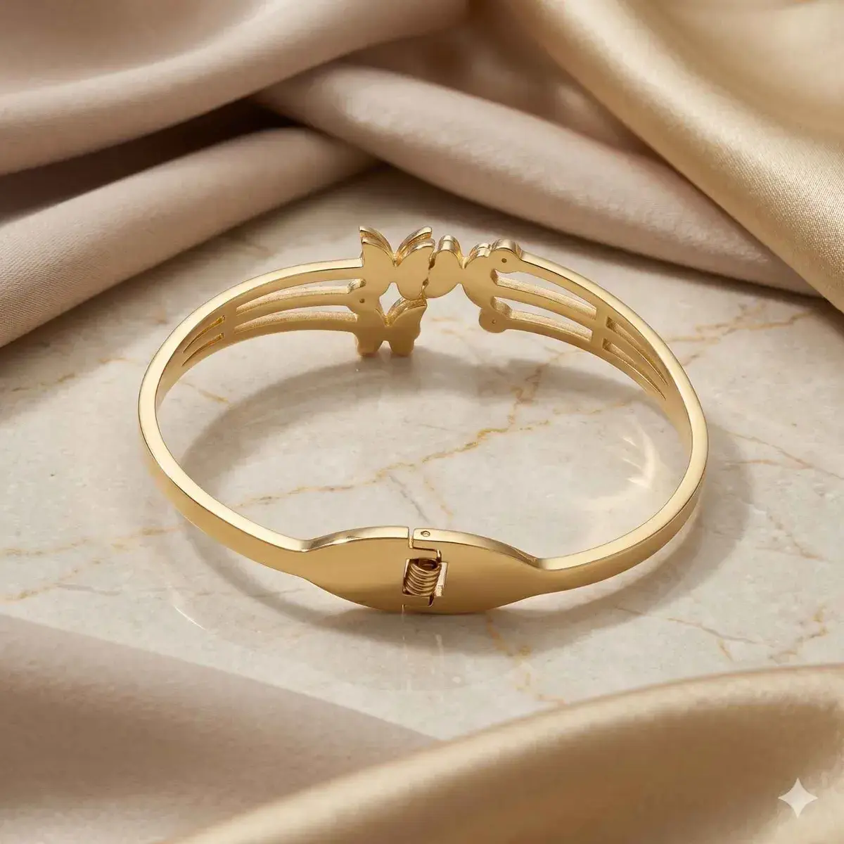 Trendy Desire Gold-Tone Butterfly & Leaf Designer Bracelet Combo